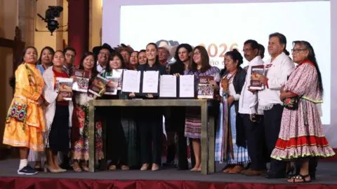 Sheinbaum anuncia consulta nacional para crear nueva ley de pueblos indígenas