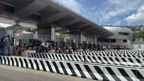 CNTE deja paso libre en casetas de cobro de accesos a la CDMX