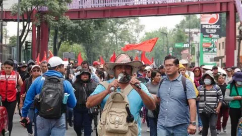 México llega al Mundial entre protestas y bloqueos