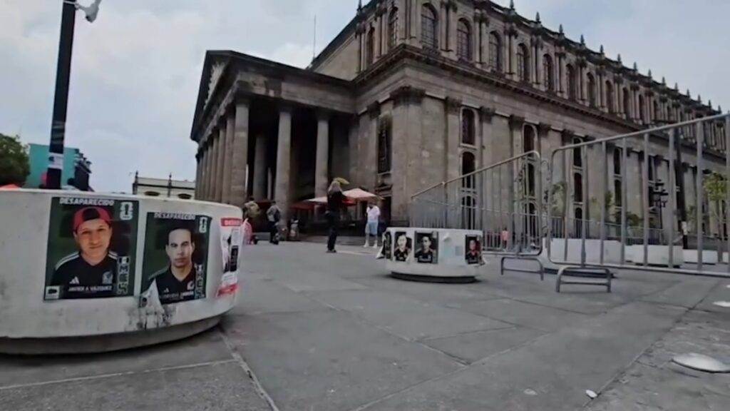 Colectivos visibilizan crisis de desapariciones en Guadalajara con fichas estilo "álbum mundialista"Colectivos visibilizan crisis de desapariciones en Guadalajara con fichas estilo "álbum mundialista"