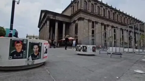 Colectivos visibilizan crisis de desapariciones en Guadalajara con fichas estilo "álbum mundialista"