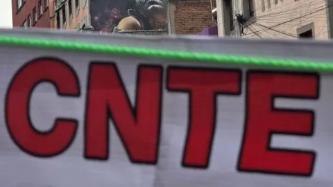 Abrogar la Ley del ISSSTE, como pide la CNTE, provocaría un caos presupuestal, advierten diputados