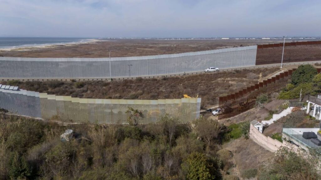Muro fronterizo entre México y Estados Unidos