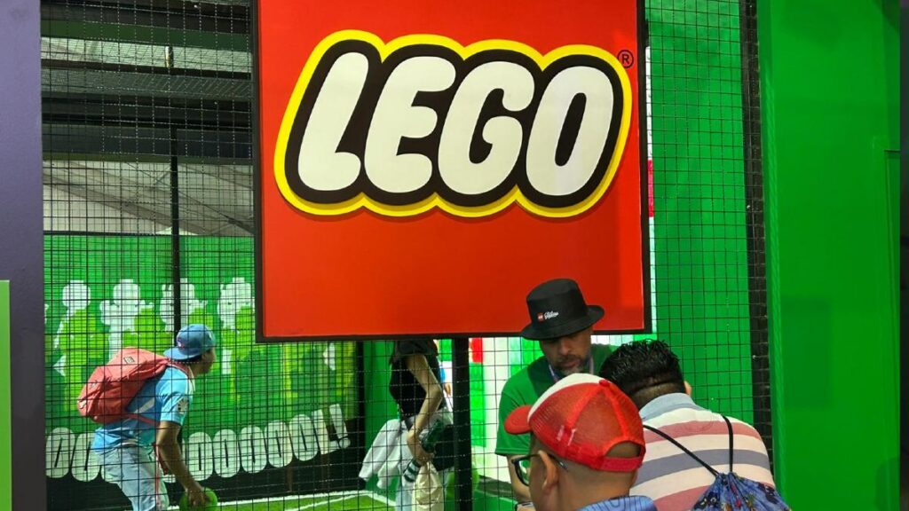 Del futbol a los bricks LEGO sorprende en el Fan Fest del Mundial 2026 en CDMX