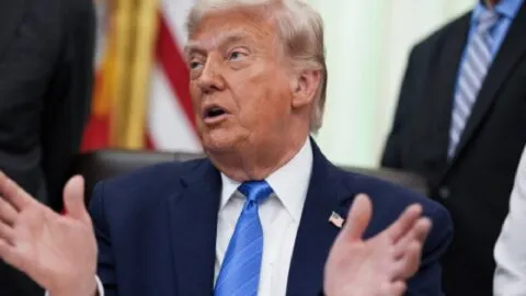 Donald Trump suspende ataques en Irán por avance en negociaciones