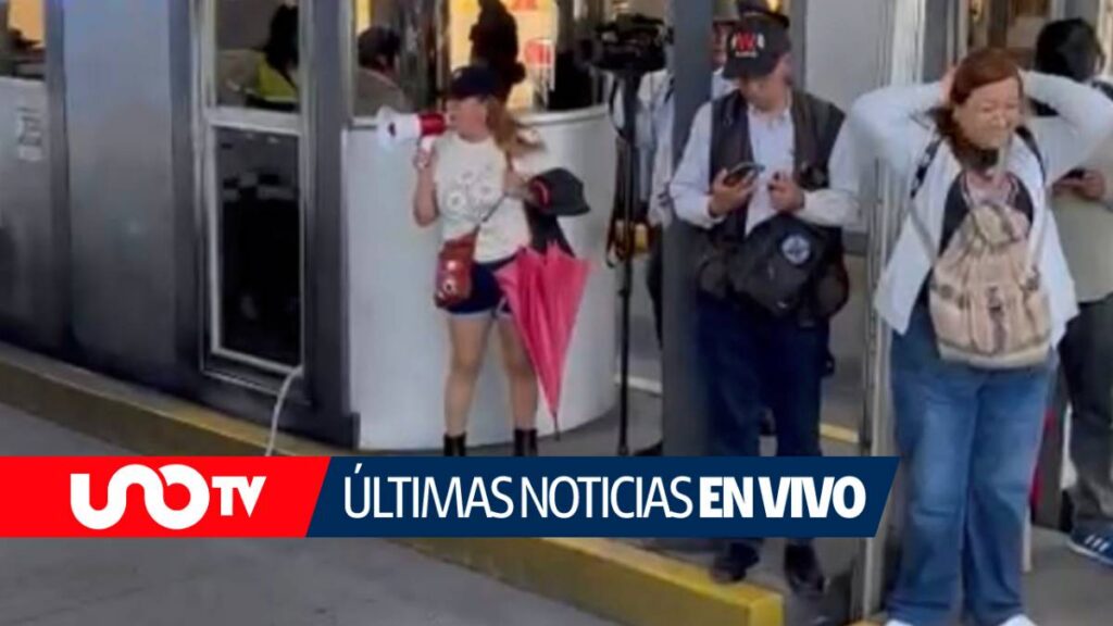 CNTE da paso libre en casetas de Tlalpan.