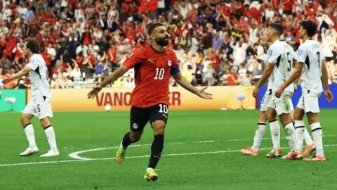 Egipto vence a Nueva Zelanda y celebra su primera victoria mundialista