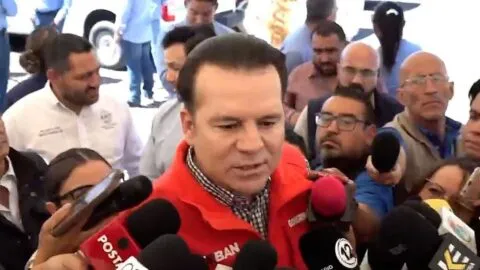 Esteban Villegas acepta que su visa está en “alerta amarilla”, pero no revocada