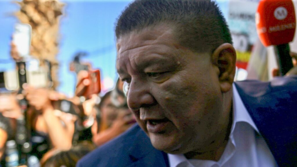 Exfiscal de Chihuahua, César Jáuregui, comparece como testigo ante la FGR por caso CIA