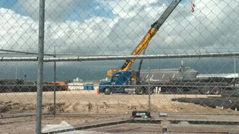Denuncian extorsiones en obras del Tren Saltillo-Monterrey