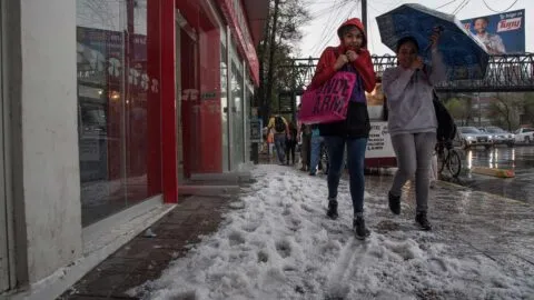 Lluvias muy fuertes con descargas eléctricas y posible granizo afectarán CDMX este jueves