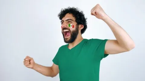 ¿Gritaste mucho los goles de México? 4 remedios para esa garganta irritada