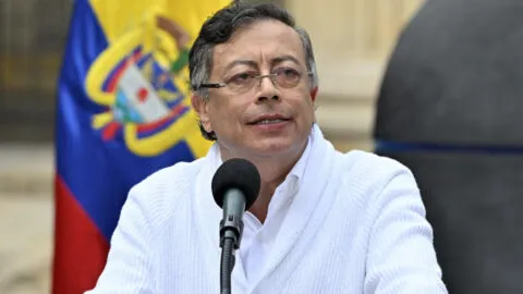 Gustavo Petro presenta presuntas evidencias de fraude en Colombia; denuncia cambios en censo y mesas electorales