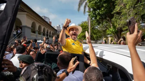 Videos: millones festejan y protestan en Colombia tras victoria de Abelardo de la Espriella