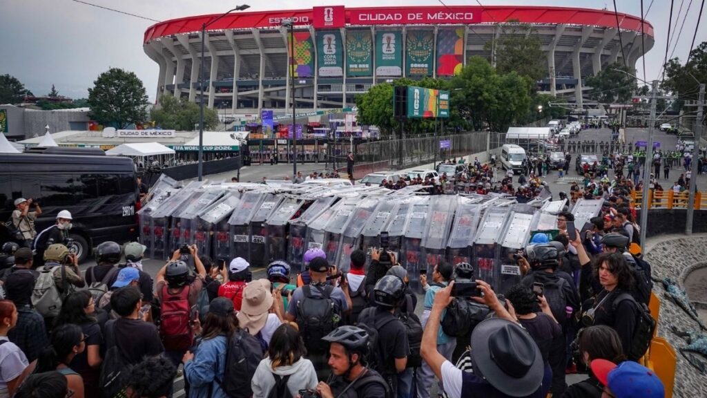 Manifestaciones Estadio Azteca