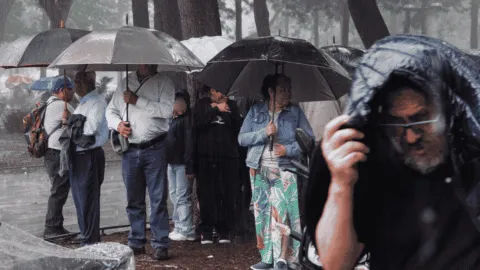 Temporal de lluvias se intensifica este lunes por depresión tropical Dos-E: 28 estados tendrán lluvias de ligeras a torrenciales