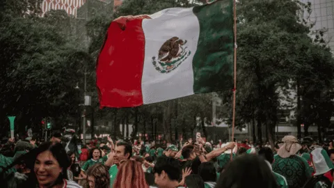 Frente frío ingresa al país este viernes; provocará lluvias en 30 estados junto a dos ondas tropicales