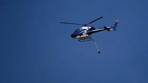 Desplome de avioneta de paracaidismo deja 11 muertos en Francia; planeaban realizar salto