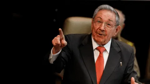 Raúl Castro reaparece en Cuba tras acusación y nuevas sanciones de EE. UU.