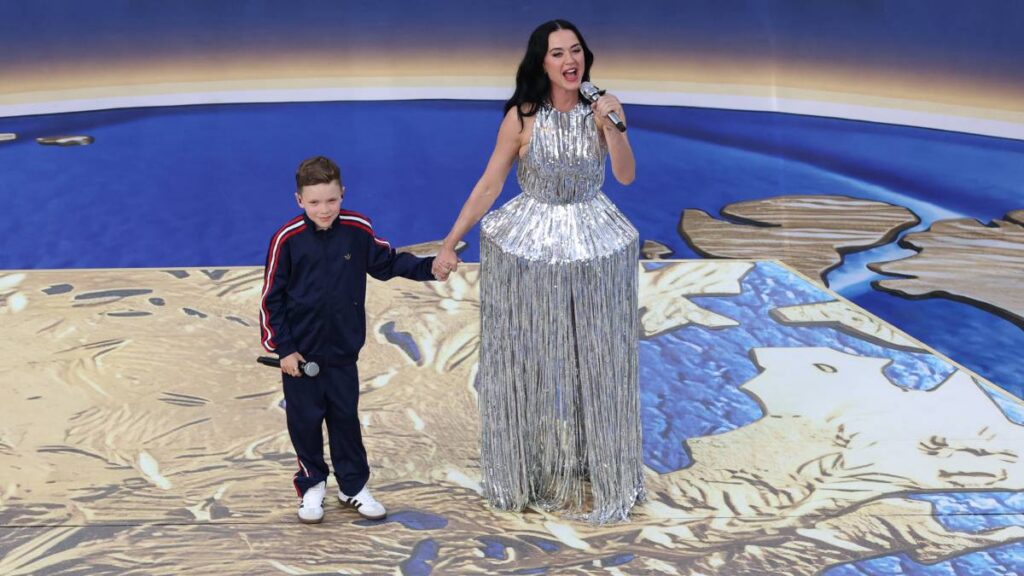 Katy Perry y Tius en la inauguración estadunidense del Mundial