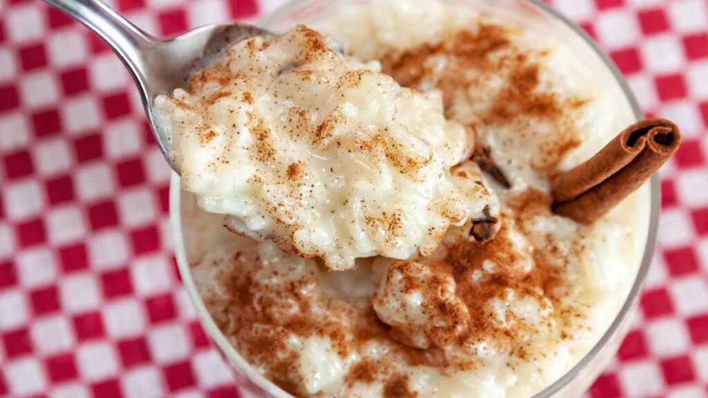 La receta perfecta de arroz con leche tiene un secreto respaldado por la ciencia