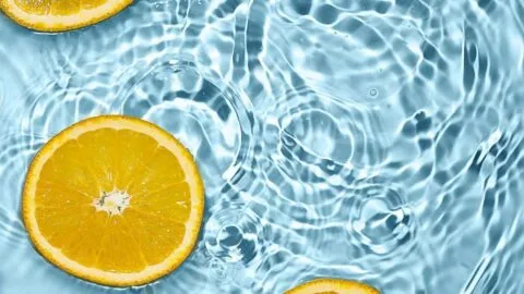 La vitamina C podría ayudar a mantener un cerebro sano al envejecer, sugieren expertos