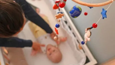 Licencia de maternidad en Estados Unidos: pasos para solicitarla y beneficios para latinos