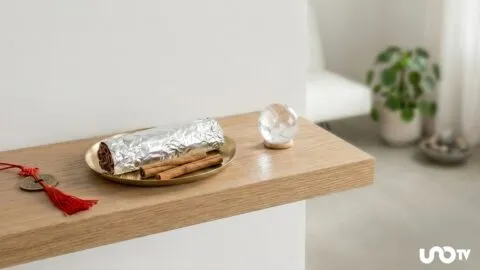 Llevar canela en la cartera envuelta en aluminio: ¿qué significa y por qué se cree que atrae dinero?
