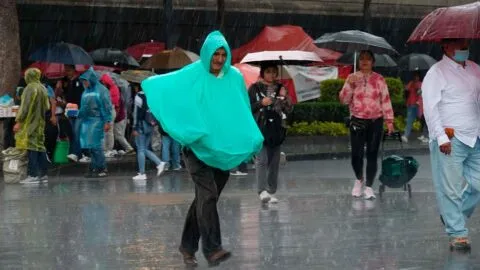 Lluvias fuertes y granizo volverán este viernes a CDMX