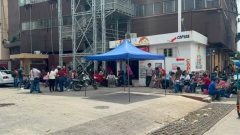 Paro de la CNTE en Chiapas: docentes toman edificios públicos y privados