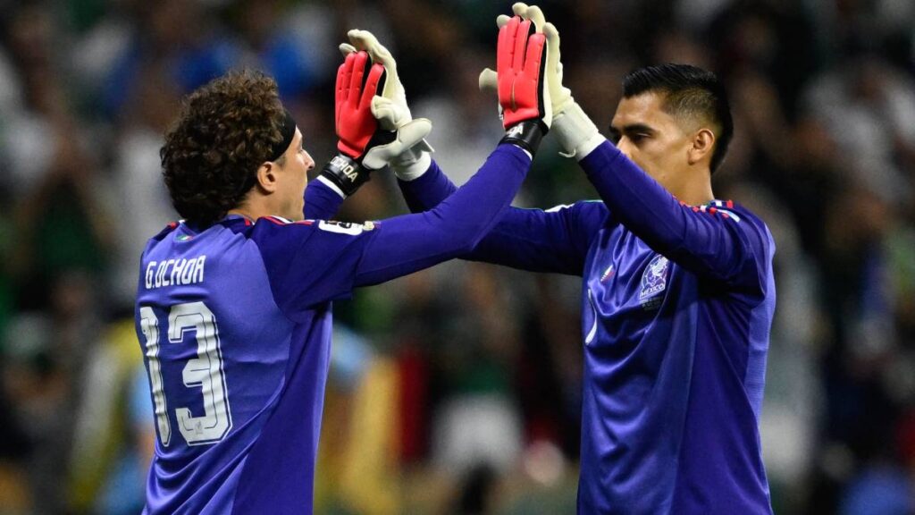 Memo Ochoa entro al segundo tiempo del Chequia vs México