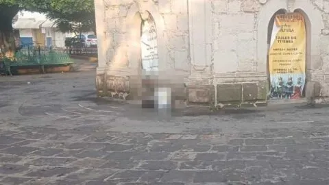 Abandonan cabeza humana y dejan mensaje en plaza de Tarímbaro, Michoacán