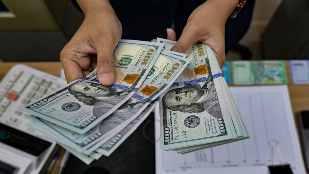 iles de familias en Nueva York recibirán un cheque de hasta $200. Conoce quién califica y cuándo llegará el reembolso
