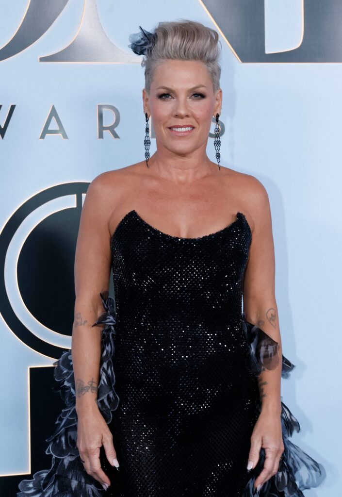 La cantante Pink en los Premios Tony 2026.