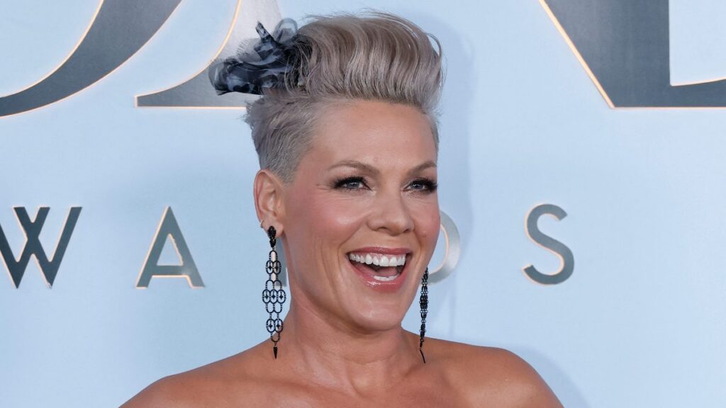 La cantante Pink en los Premios Tony 2026.