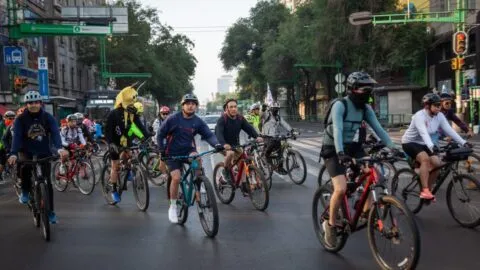 Ciclistas encabezan las movilizaciones en CDMX este 25 de junio