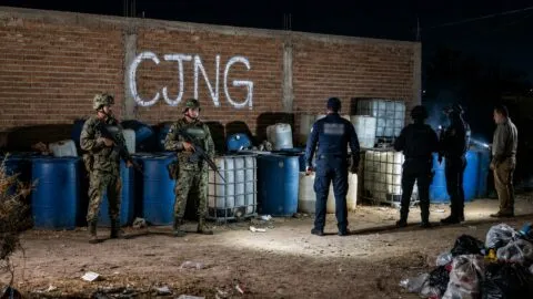 EE. UU. sanciona a dos operadores ligados al CJNG y 9 empresas por red de robo de combustible