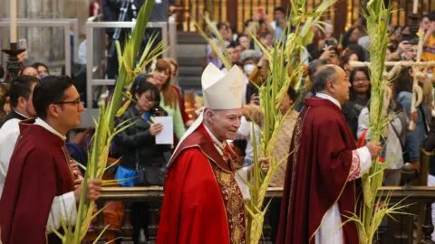 Cancelan procesión de Corpus Christi en el Centro de CDMX por protestas de CNTE