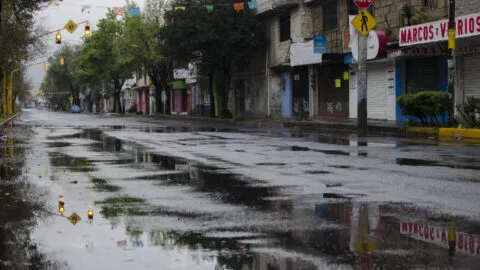 Protección Civil exhorta a mantener limpias calles y coladeras ante pronóstico de lluvias intensas