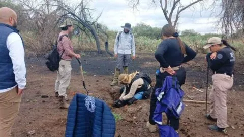 Localizan restos humanos en Pabellón de Arteaga; colectivos aún rastrean la zona