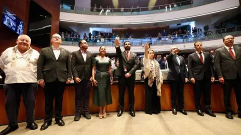 Roberto Lazzeri rinde protesta como embajador de México en Estados Unidos