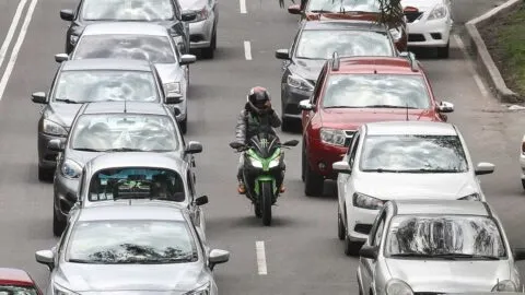 SEMOVI suspende trámites de control vehicular en CDMX