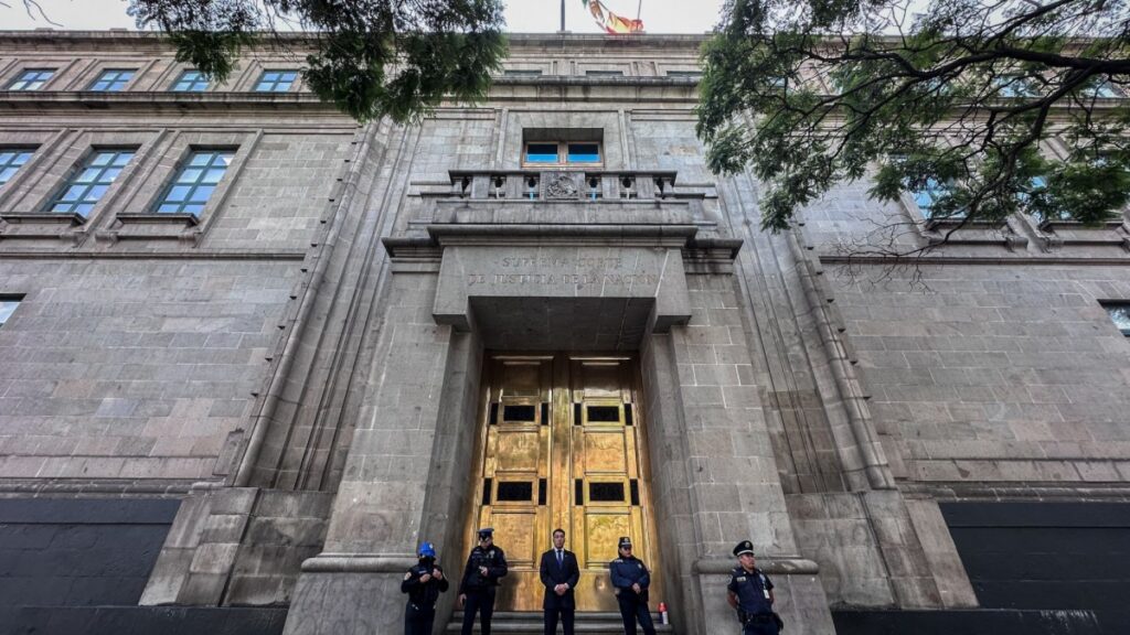 Sentencias de la SCJN a congresos, por omisiones legislativas: constitucionalistas
