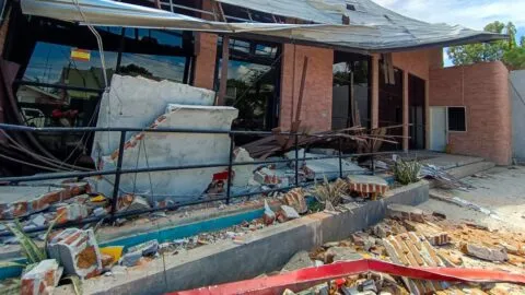 Sismo de magnitud 6.7 estremece Indonesia; no se reportan víctimas