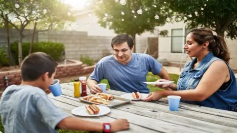 SUN Bucks 2026 y SNAP: la ayuda que puede aliviar el gasto de comida este verano