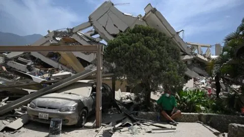 Nuevos videos revelan tragedia por terremotos en Venezuela: van 188 muertos y más de mil 500 heridos