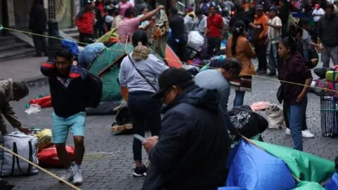Tras 20 días, la CNTE se retira del Centro Histórico de la CDMX; amenazan con volver