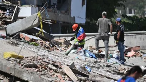 Venezuela supera los 2 mil muertos por los sismos, según el nuevo balance