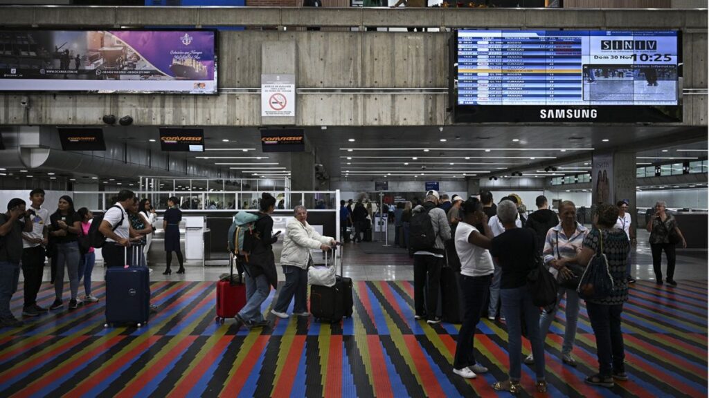 El gobierno venezolano fijó el 15 de agosto como la fecha de reapertura.