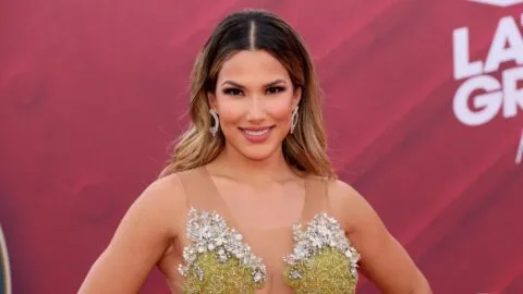 Alejandra Jaramillo desata polémica; exigen que sea despedida por burlarse del Tri